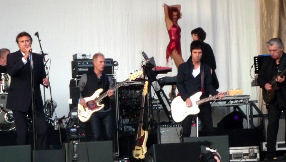 Bryan Ferry - Guilfest 2012